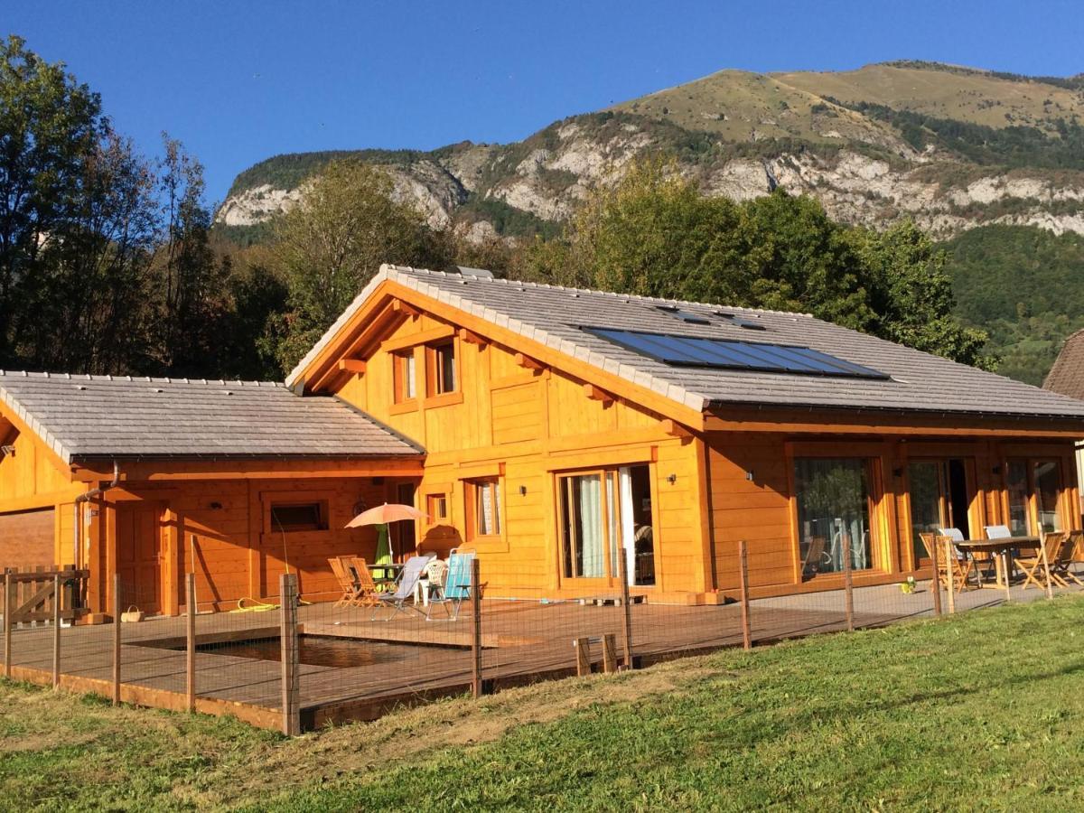 Chalet Aux 3 Biches Mieussy Exterior photo