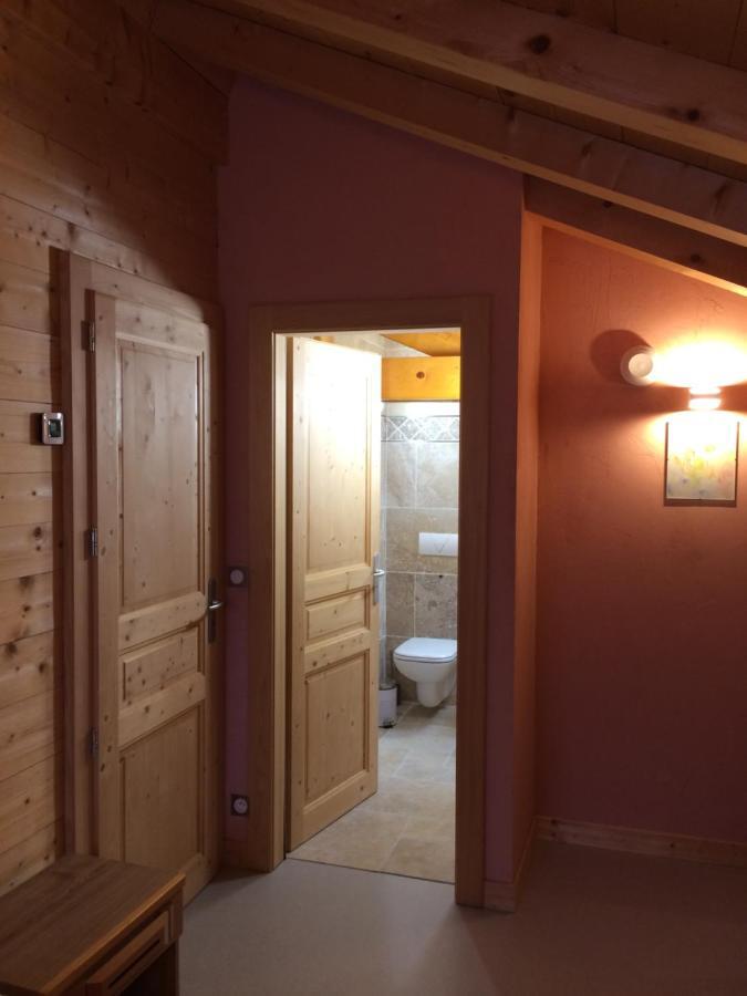 Chalet Aux 3 Biches Mieussy Exterior photo