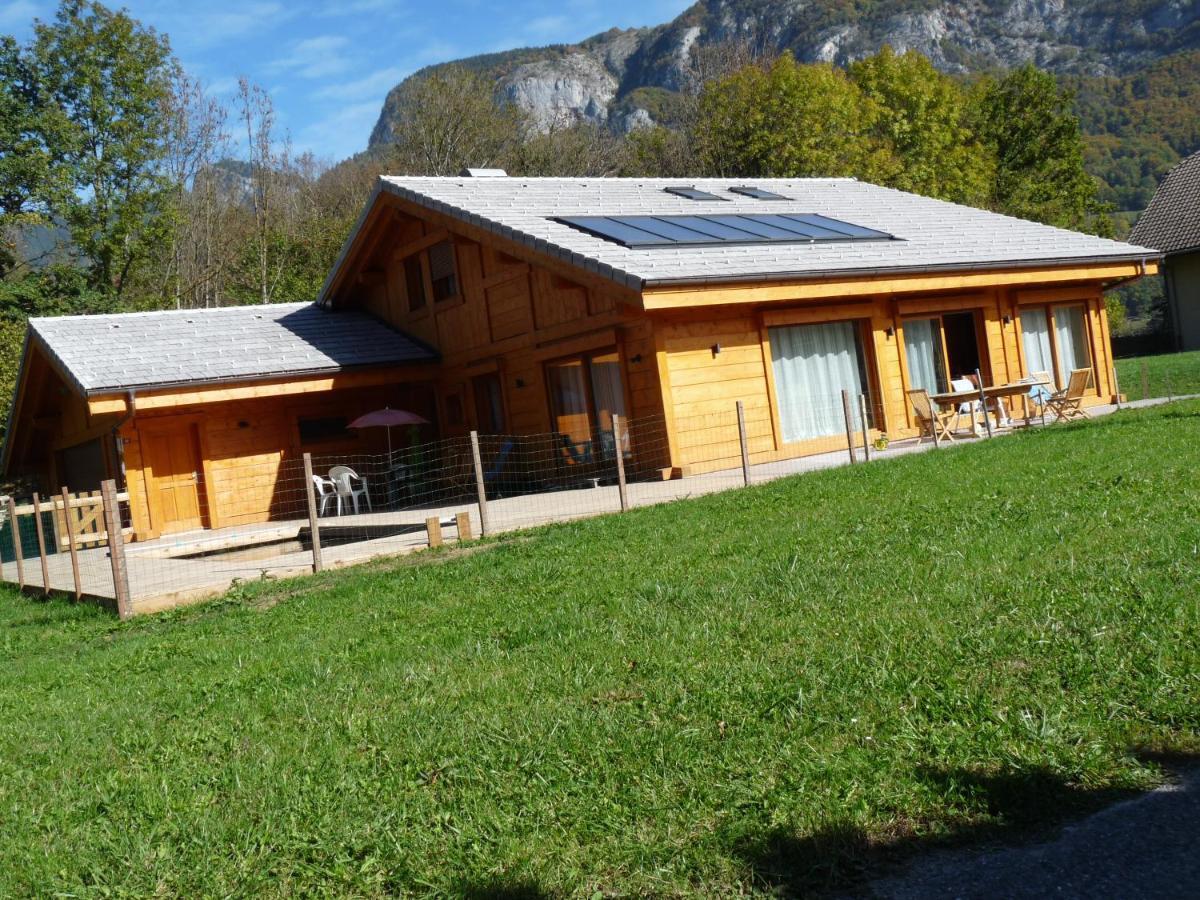 Chalet Aux 3 Biches Mieussy Exterior photo