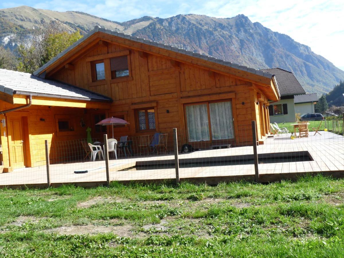 Chalet Aux 3 Biches Mieussy Exterior photo