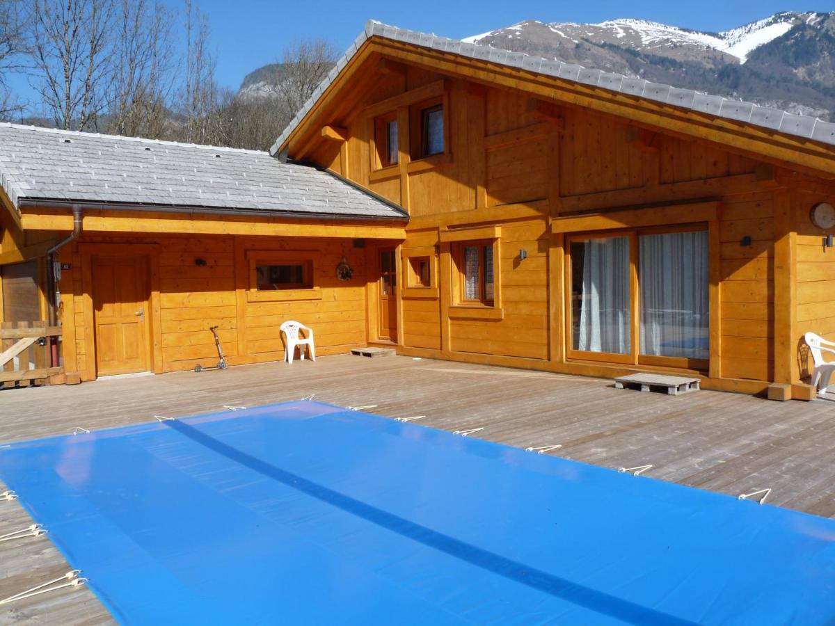 Chalet Aux 3 Biches Mieussy Exterior photo