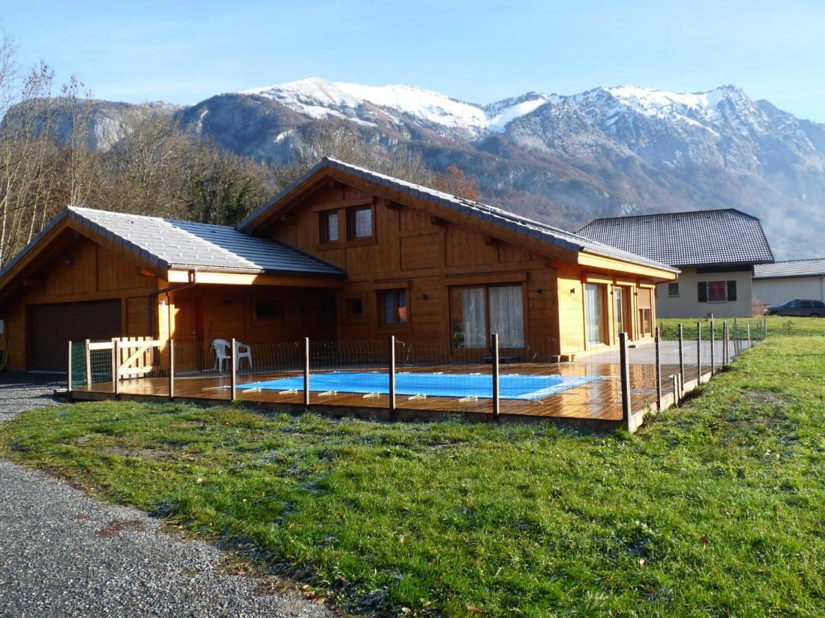 Chalet Aux 3 Biches Mieussy Exterior photo